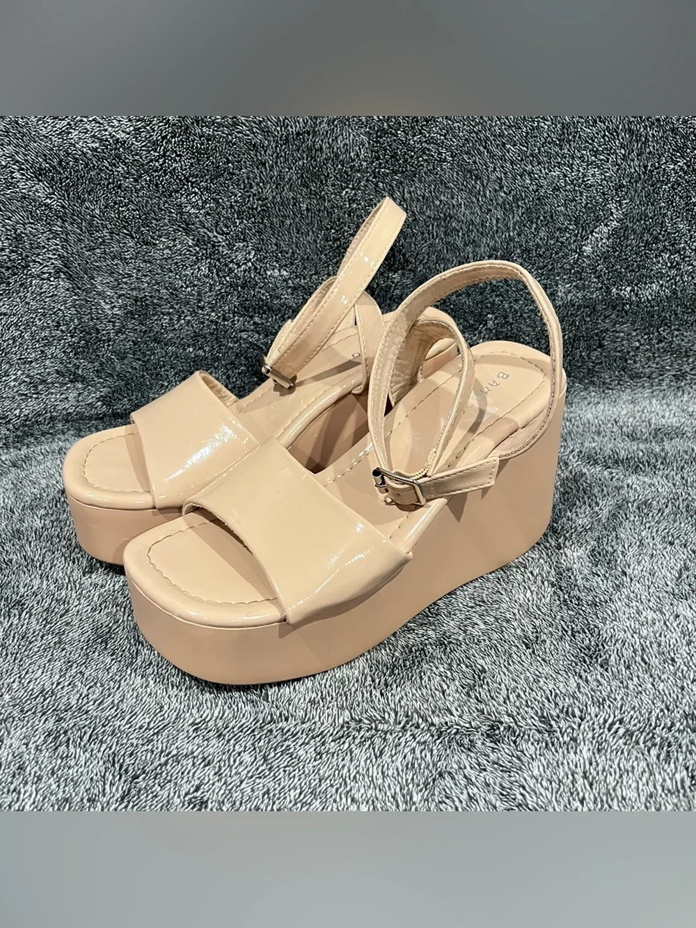 BAMBOO Nala-04 Women's Single Band Wedge Platform Sandal nude/beige size 7-7.5